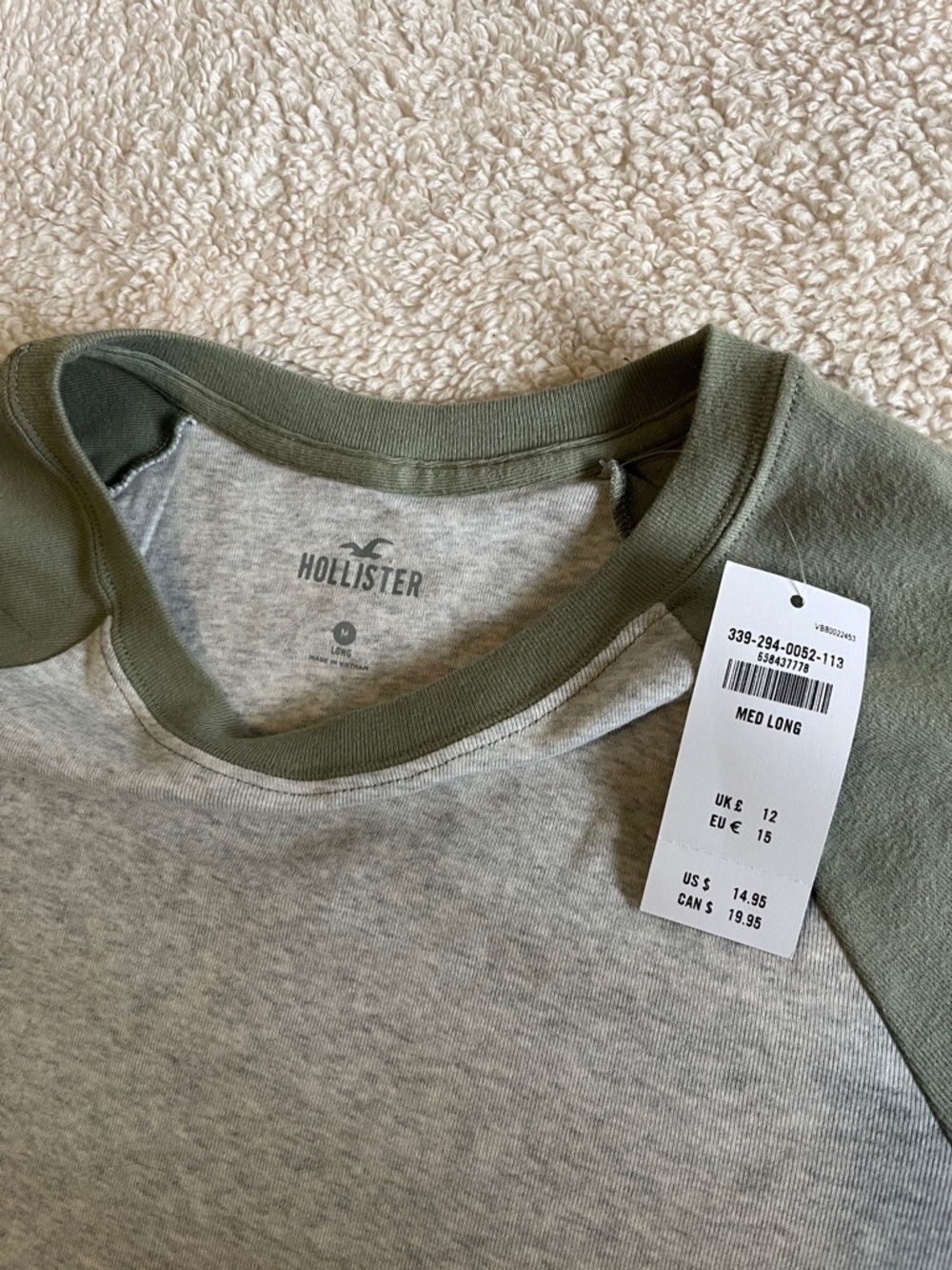 Hollister Grey and Olive Green Raglan Baseball T - Picture 2 of 4
